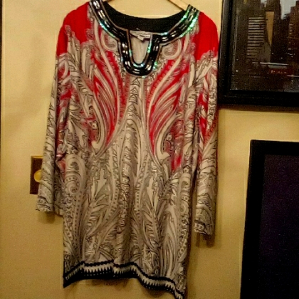 Women's Victoria Harbour long sleeve top with sequence around neck line